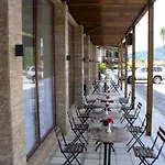 Par Avion Hotel