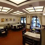 Hotel Par Avion 3*