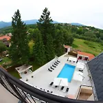 Hotel Par Avion Apriltsi (Lovech)