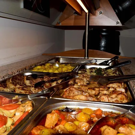 Par Avion Szálloda 3*