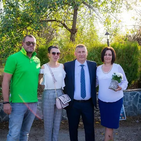 Szálloda Par Avion Aprilci