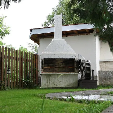 Hotel Par Avion Apriltsi (Lovech)
