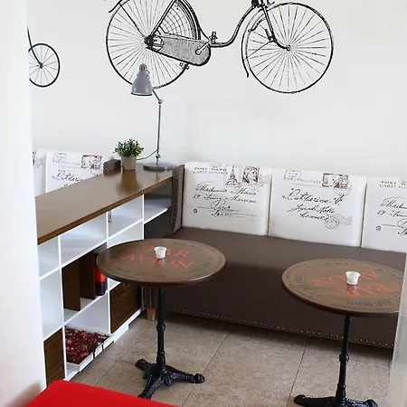 Szálloda Par Avion 3*