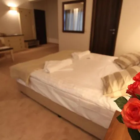 Par Avion Hotel Apriltsi (Lovech)