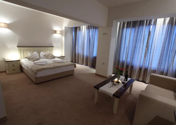 酒店 帕阿维恩酒店 阿普里尔齐