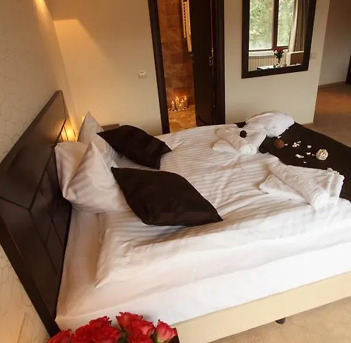 帕阿维恩酒店 阿普里尔齐