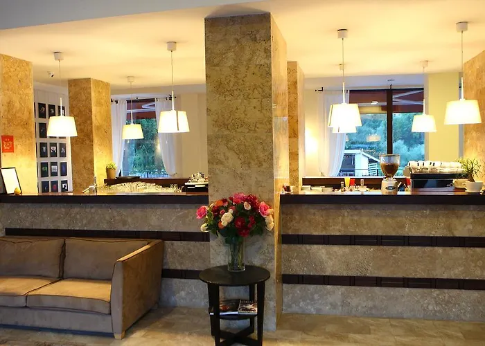 酒店 帕阿维恩酒店