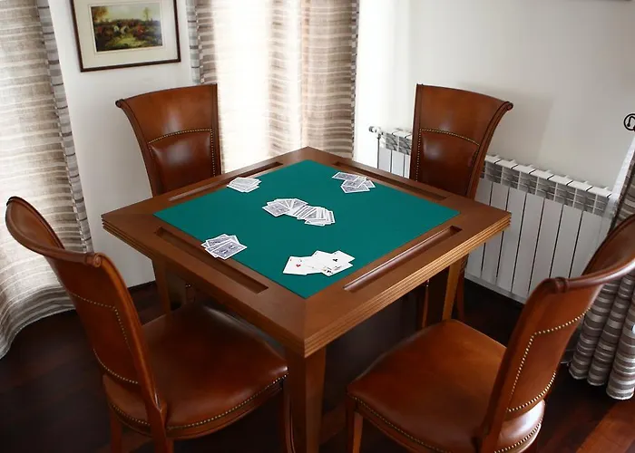 Par Avion Apriltsi (Lovech)